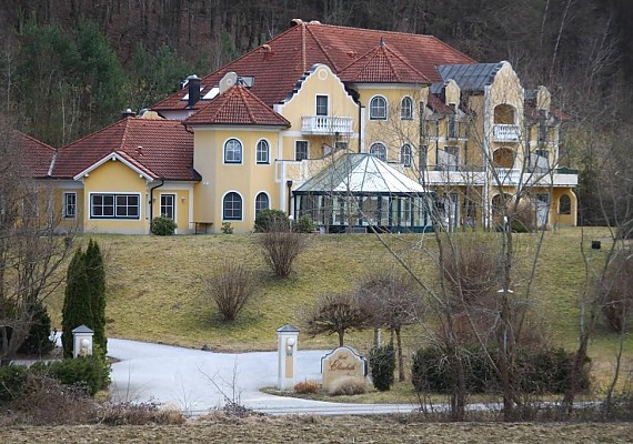 ERFOLGREICH VERMITTELT !!! 4* Hotel in Jennersdorf